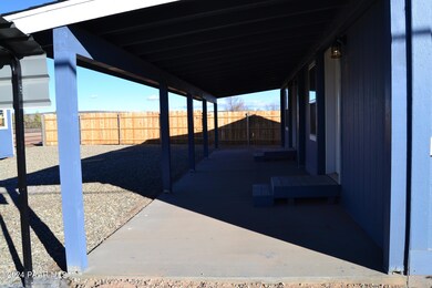 475 W Bermuda Ln, Paulden, AZ 86334 - photo 4