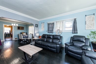 1510 W Monroe St, Waukegan, IL 60085 - photo 3