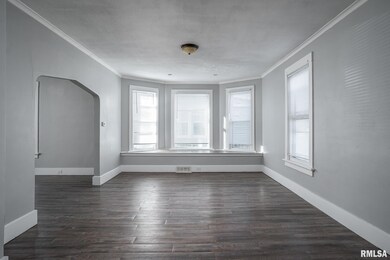 1416 W 15th St, Davenport, IA 52804 - photo 5