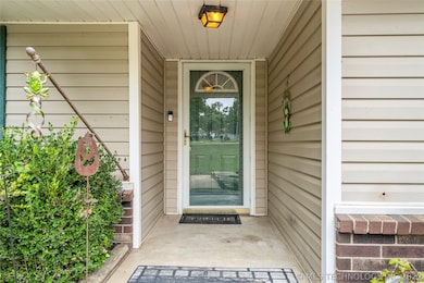 14995 E Lake Dr unit B, Claremore, OK 74017 - photo 2