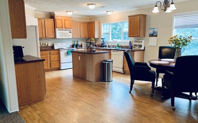 219 SW Shellcracker Dr, Fort White, FL 32038 - photo 2