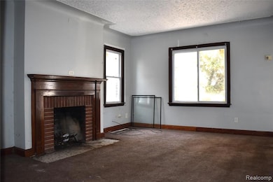 9729 Lakepointe St, Detroit, MI 48224 - photo 4