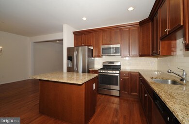 306 Katie Ln, Perkasie, PA 18944 - photo 5