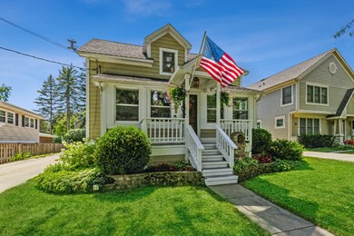 Stunning street presence!