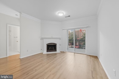 The Gates Of McLean unit 5203, McLean, VA 22102 - photo 4