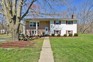 1106 Wedgewood Lake Dr, Stroudsburg, PA 18360 - photo 2