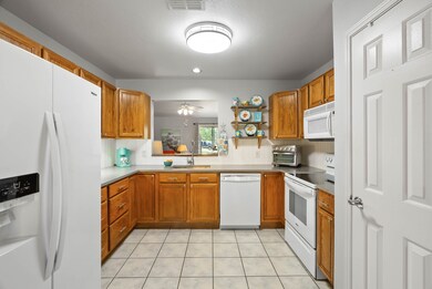 111 Sugar Creek Dr, Rockport, TX 78382 - photo 7