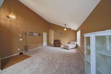 Living room 3