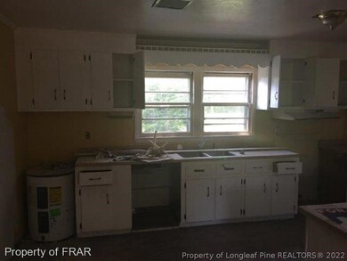 704 Hicks Ave, Fayetteville, NC 28304 - photo 4