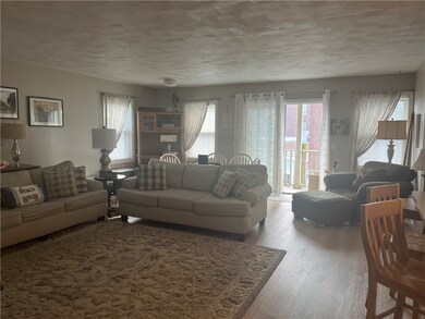 31 Franklin St unit 2, Newport, RI 02840 - photo 5