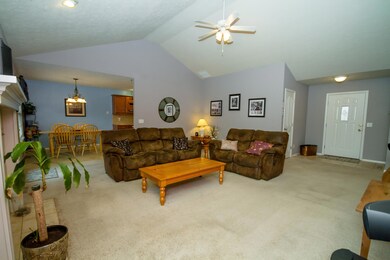 791 E Ozark Jubilee Dr, Nixa, MO 65714 - photo 4