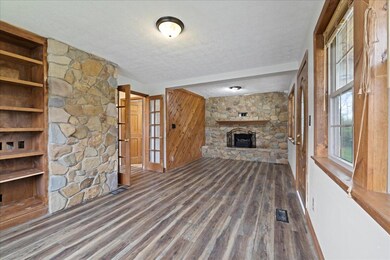04-Living Room