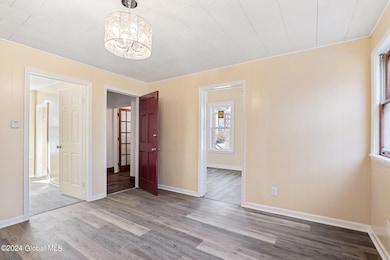 4-web-or-mls-1526DevineSt_04