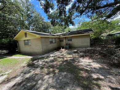 1510 S Grady Ave, Picayune, MS 39466 - photo 2