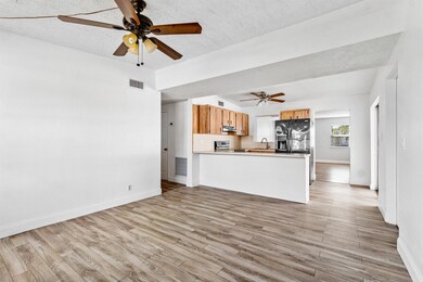 2171 Tarragon Rd, West Palm Beach, FL 33415 - photo 5