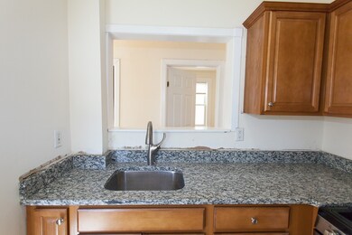 25 Fairmont St unit 27, Lawrence, MA 01841 - photo 3