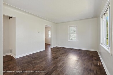 6420 Coulson Ct, Lansing, MI 48911 - photo 4