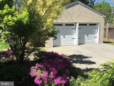 1541 Willowbrook Ln, Villanova, PA 19085 - photo 2