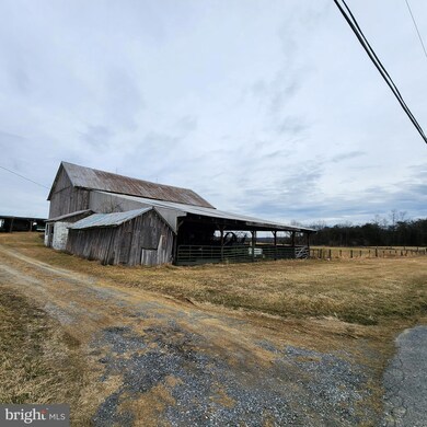 2589 Leafmore Rd, Chambersburg, PA 17202 - photo 6