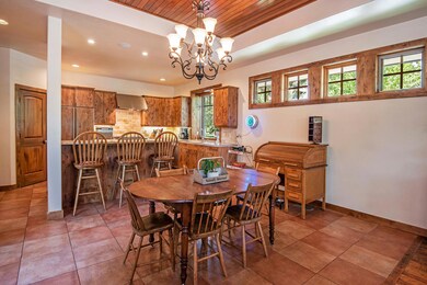 2240 NW High Lakes Loop