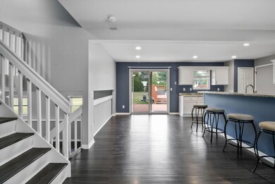 895 Rustic Acres Ln, Hebron, IN 46341 - photo 2