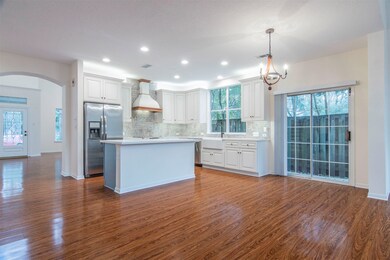 3 Pine Island Place, Spring, TX 77382 - photo 6