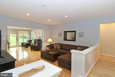 10342 Tailcoat Way, Columbia, MD 21044 - photo 3