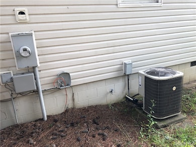 7300 Hilmar Dr, North Chesterfield, VA 23234 - photo 5