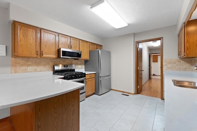 1706 Monroe Ave, Mountain Home, AR 72653 - photo 3