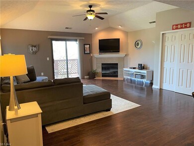 Spacious Living Room w/Vaulted Ceiling