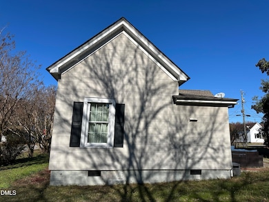 411 W J St, Erwin, NC 28339 - photo 6