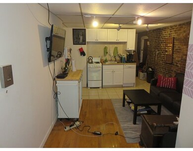 13 Charter St unit 13A, Boston, MA 02113 - photo 4