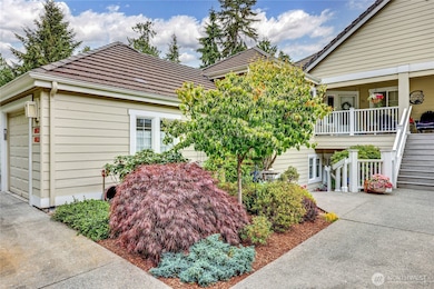 Follow the path to this lovely welcoming condo.