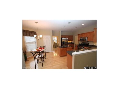 KITCHEN-DINETTE