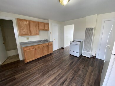 143 Second St unit 3, Manchester, NH 03102 - photo 5