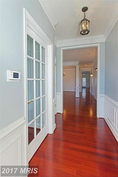 8906 Pink Carnation Ct, Lorton, VA 22079 - photo 3