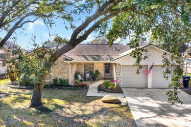 2611 Perry Ln, Alvin, TX 77511 - photo 2
