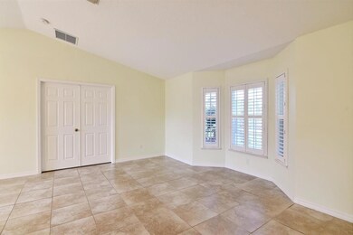 FAMILY ROOM2