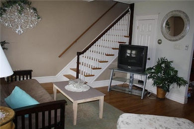 432 Keystone Ave, Whitehall, PA 18052 - photo 2