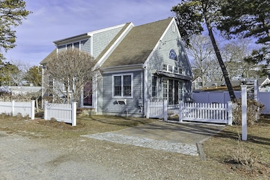 8 Windwood Ln, Dennis Port, MA 02639 - photo 3