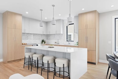 354 Linwood Ave unit 1, Newton, MA 02460 - photo 2