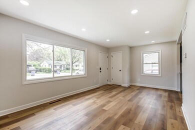 4554 Grimsby Rd, Columbus, OH 43227 - photo 3