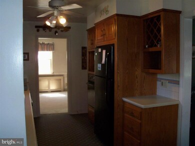 24 N Columbia St, Woodbury, NJ 08096 - photo 7