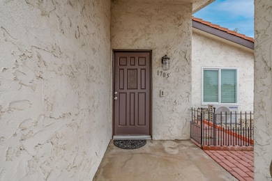 1705 E Cross Ave, Tulare, CA 93274 - photo 4