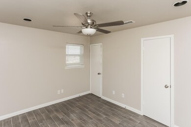 717 Ponderosa Dr, Hurst, TX 76053 - photo 7