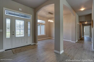 Entry / Dining - Photo Similar