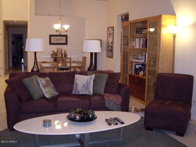 982 E Chilton Dr, Tempe, AZ 85283 - photo 2