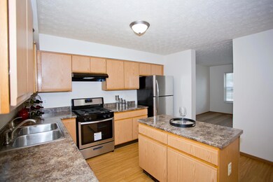 4145DeadhamSt_10