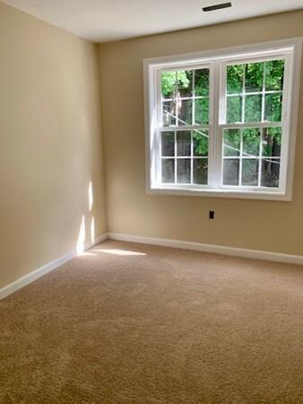 28 Mckinley Rd, Worcester, MA 01605 - photo 7