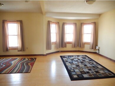 5 Bright St unit 2, Burlington, VT 05401 - photo 2